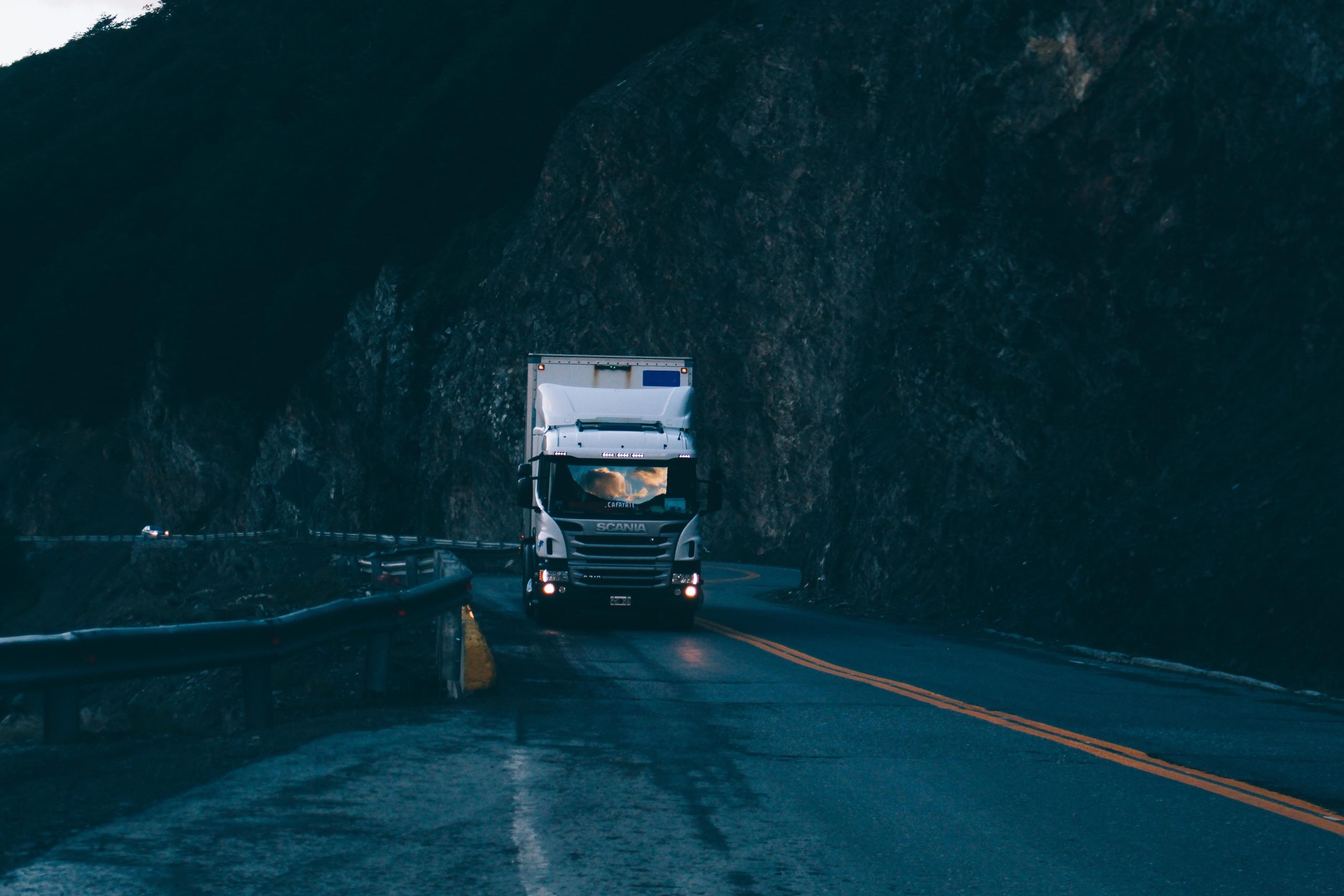 Transport drogowy do Szwajcarii - cło, przepisy, specyfika